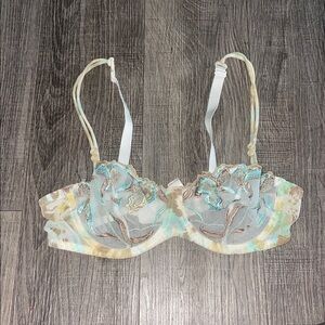 Aubade White Bra with Black Tag